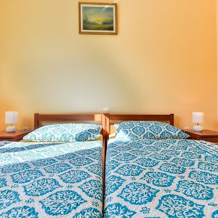 Apartments Đaković Pakoštane Buitenkant foto