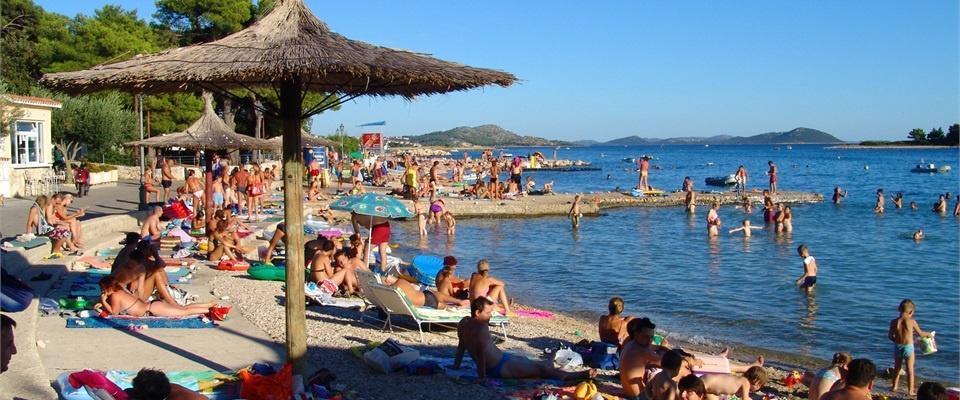 Apartments Đaković Pakoštane Buitenkant foto